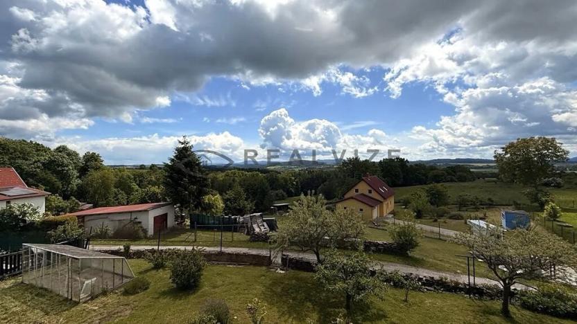 Prodej rodinného domu, Střížov, 241 m2