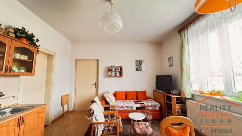 Prodej rodinného domu, Jaroměř, Na Valech, 172 m2