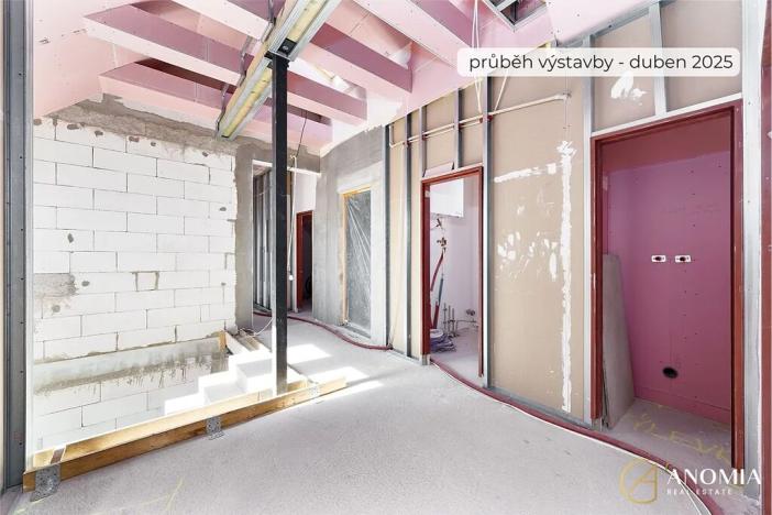 Pronájem ordinace, Praha - Vinoř, Mladoboleslavská, 92 m2