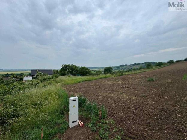 Prodej pozemku pro bydlení, Jeviněves, 1165 m2