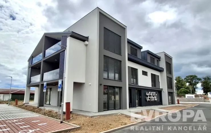 Prodej bytu 3+kk, Vysoký Újezd, Ke Kuchaři, 85 m2