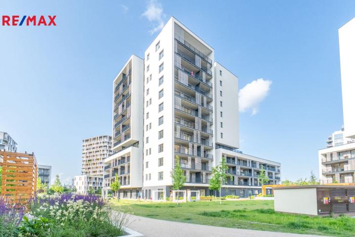 Pronájem bytu 2+kk, Praha - Modřany, Mezi vodami, 89 m2