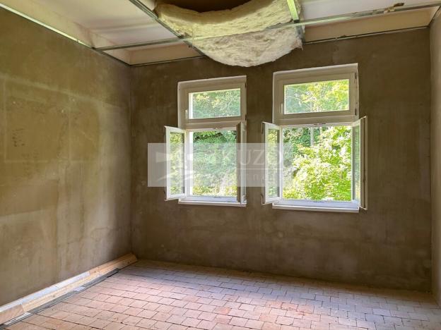 Prodej půdního prostoru, Karlovy Vary, Sadová, 150 m2