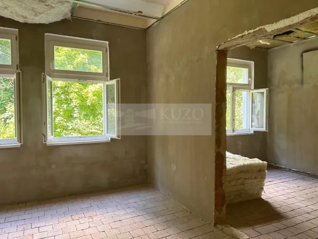 Prodej půdního prostoru, Karlovy Vary, Sadová, 150 m2