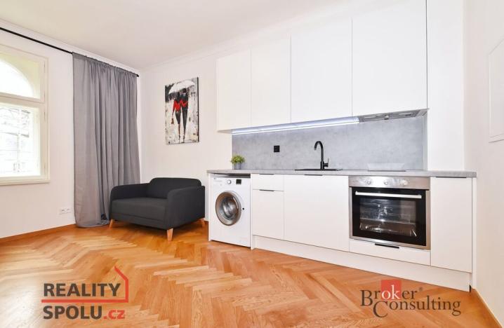 Pronájem bytu 2+kk, Praha - Vršovice, Černomořská, 32 m2