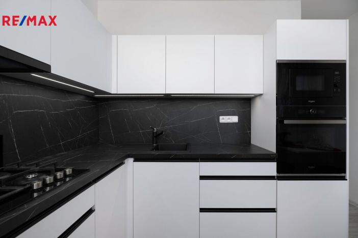 Prodej bytu 2+1, Ostrava - Zábřeh, Výškovická, 56 m2