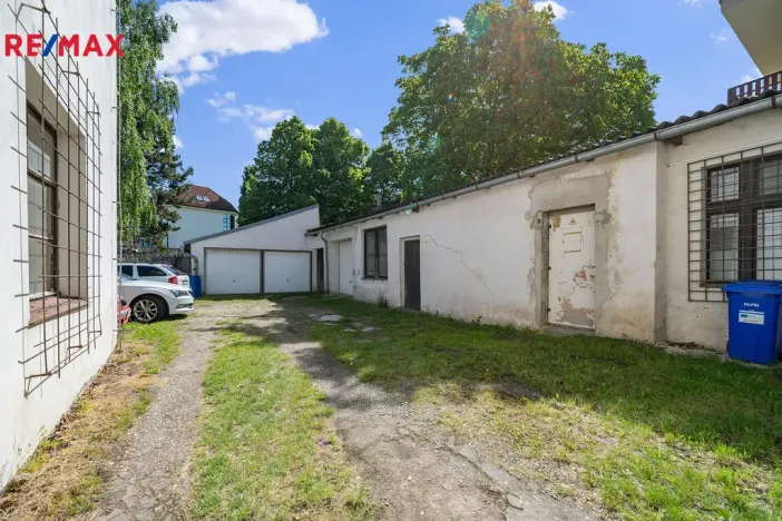 Prodej vícegeneračního domu, Lázně Bohdaneč, Pernštýnská, 327 m2