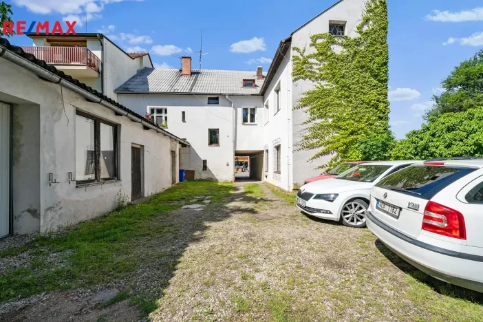 Prodej vícegeneračního domu, Lázně Bohdaneč, Pernštýnská, 327 m2