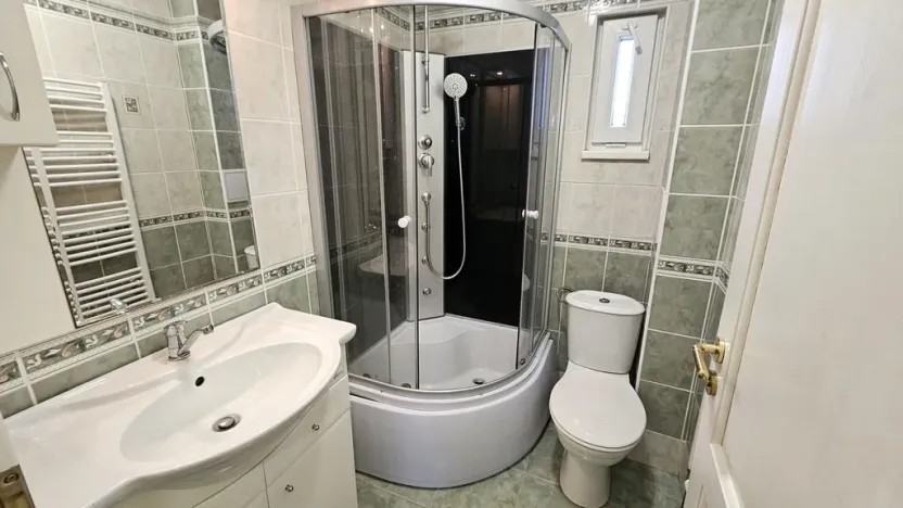 Prodej rodinného domu, Liberec - Liberec XIII-Nové Pavlovice, Libušina, 250 m2