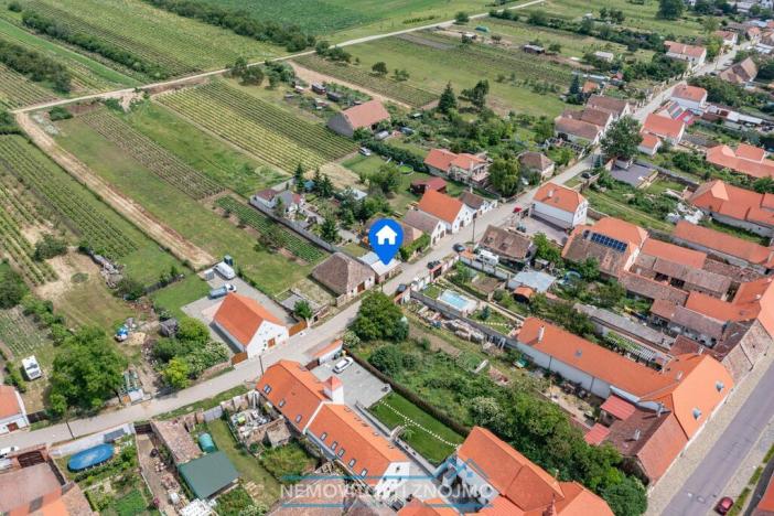 Prodej vinného sklepa, Šatov, 219 m2