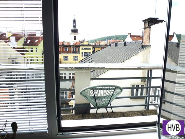 Pronájem kanceláře, Praha, Spálená, 170 m2
