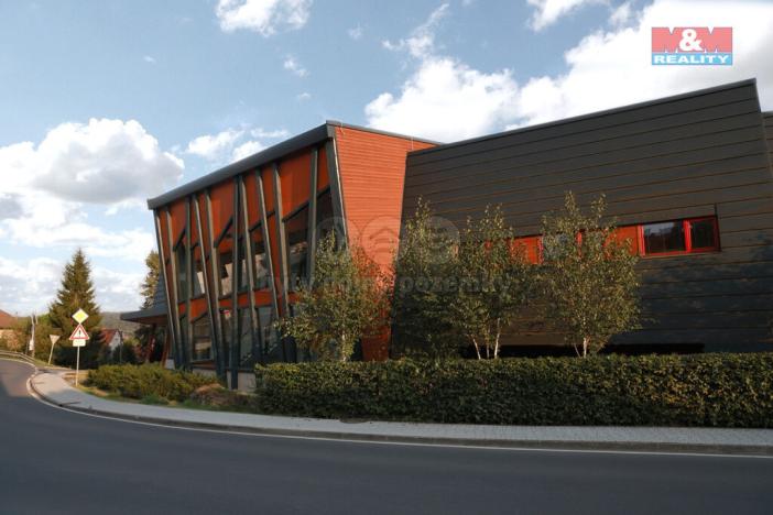 Pronájem obchodního prostoru, Okrouhlo, 1076 m2