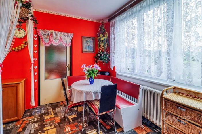 Prodej bytu 4+1, Blatno, 76 m2