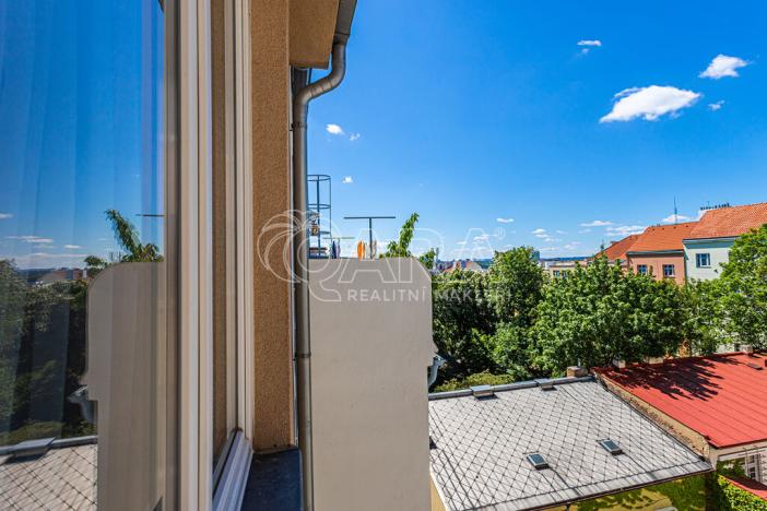 Pronájem bytu 2+1, Praha, Hollarovo náměstí, 77 m2