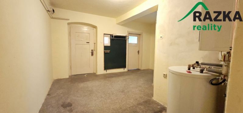 Pronájem bytu 3+1, Planá, Hřbitovní, 112 m2