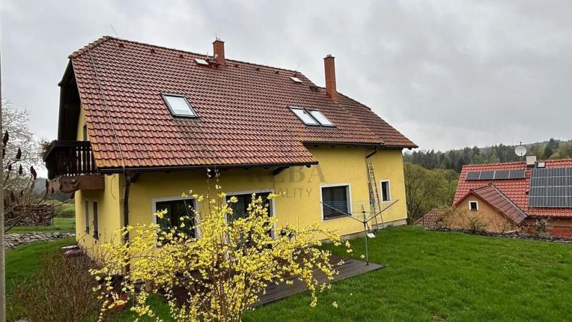 Prodej rodinného domu, Pila, 218 m2