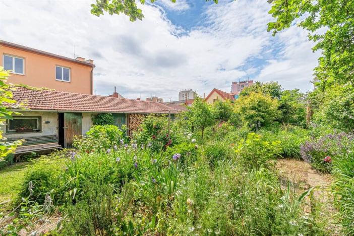 Prodej činžovního domu, Prostějov, Husovo nám., 295 m2