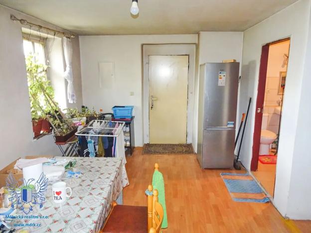 Prodej komerční nemovitosti, Střemy, 410 m2