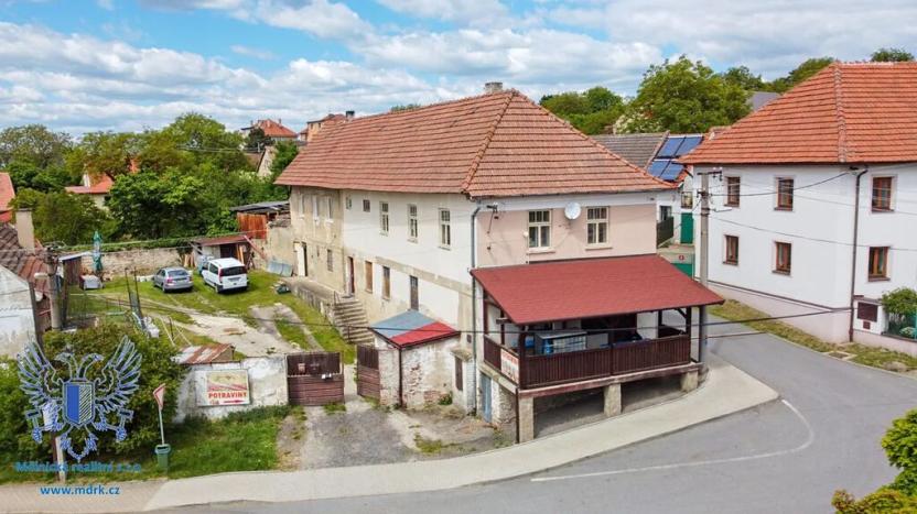 Prodej rodinného domu, Střemy, 410 m2