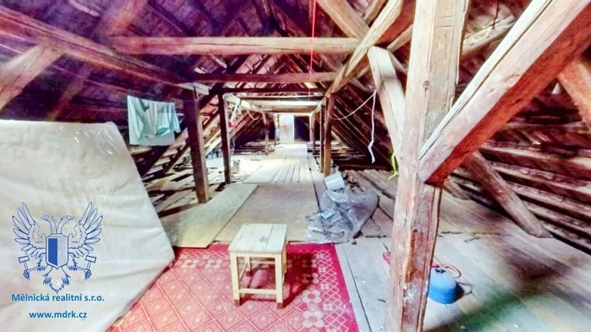 Prodej rodinného domu, Střemy, 410 m2