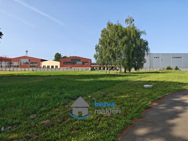 Pronájem louky, Pardubice, 2778 m2