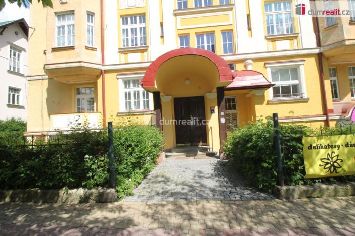 Prodej bytu 2+1, Mariánské Lázně, Hlavní třída, 67 m2