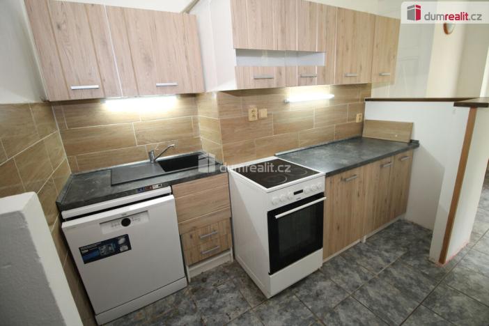 Prodej bytu 2+1, Mariánské Lázně, Hlavní třída, 67 m2