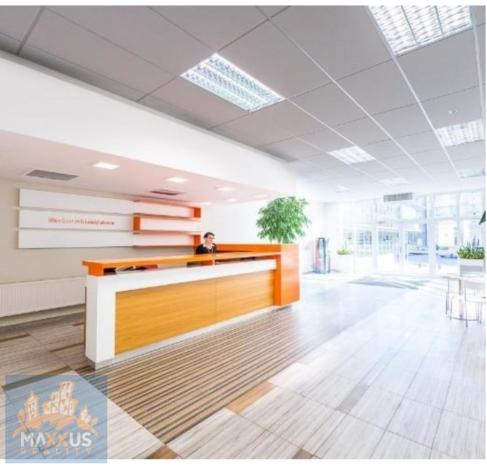 Pronájem kanceláře, Praha - Libeň, U libeňského pivovaru, 417 m2