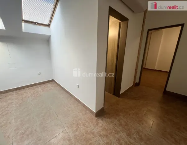 Pronájem bytu 2+kk, Kolín - Kolín V, Štítného, 50 m2