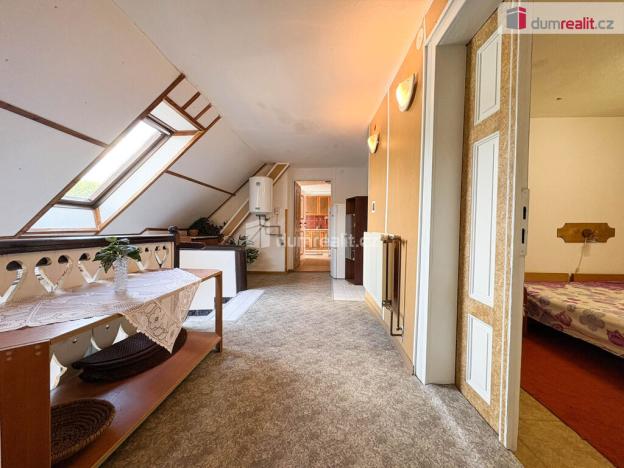 Prodej ubytování, Zvěstov - Roudný, 505 m2