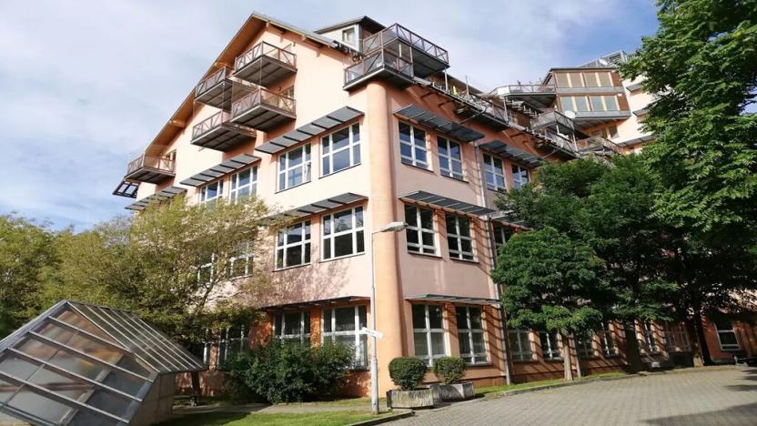 Pronájem kanceláře, Praha, Na okraji, 347 m2
