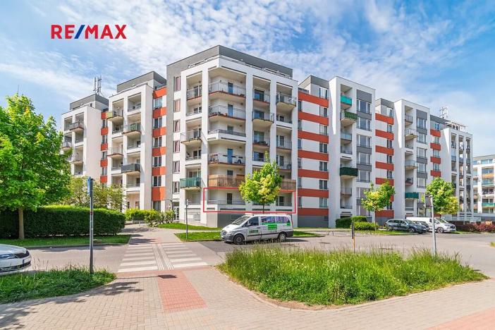 Pronájem bytu 2+kk, Praha - Zličín, Sazovická, 48 m2