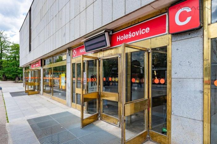 Prodej bytu 3+kk, Praha - Holešovice, U průhonu, 75 m2