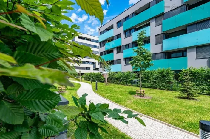 Prodej bytu 3+kk, Praha - Holešovice, U průhonu, 75 m2