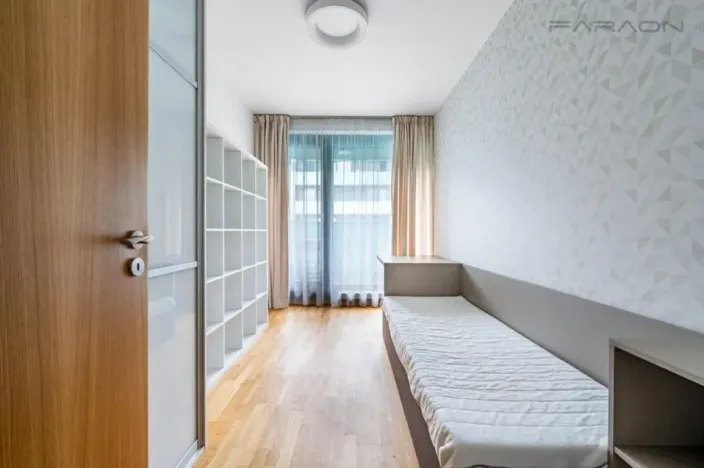 Prodej bytu 3+kk, Praha - Holešovice, U průhonu, 75 m2