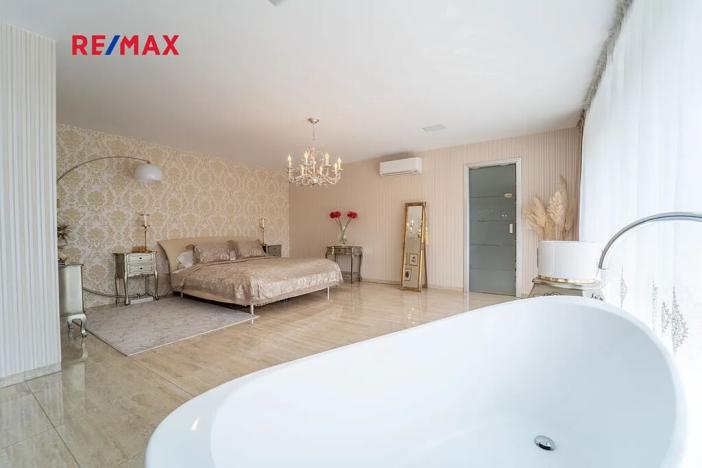 Prodej rodinného domu, Chrudim, Pobřežní, 197 m2