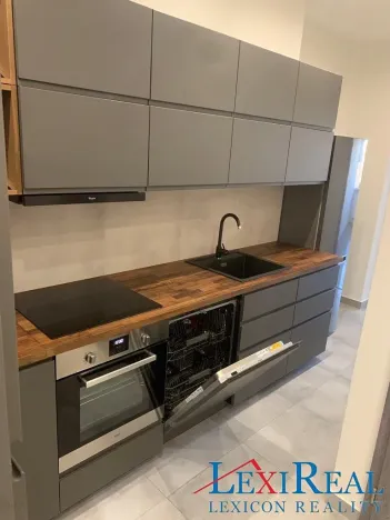 Pronájem bytu 2+1, Praha - Nusle, U družstva Život, 60 m2