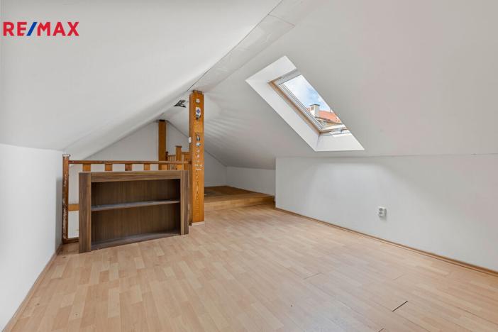 Prodej ubytování, Sokolov, Odboje, 198 m2