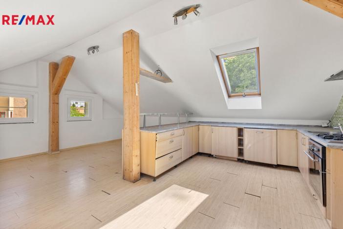 Prodej rodinného domu, Sokolov, Odboje, 198 m2