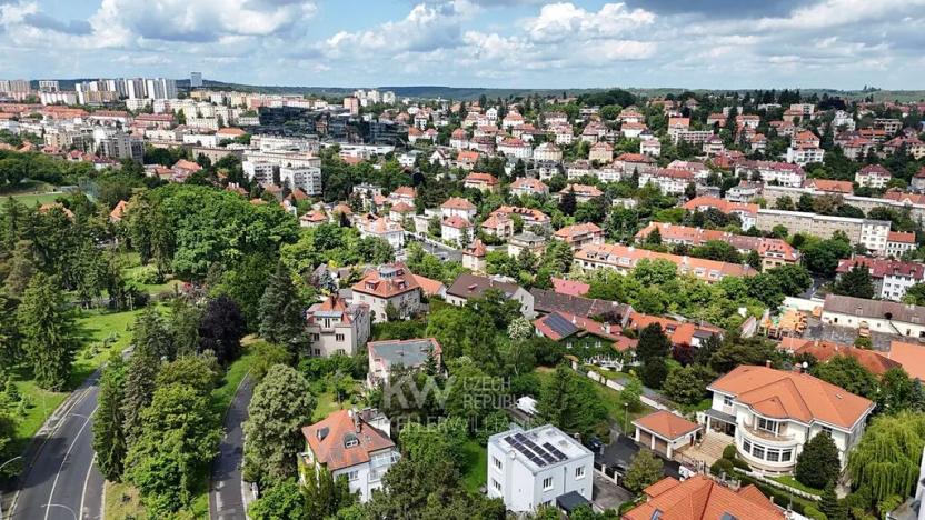 Prodej rodinného domu, Praha - Střešovice, Lomená, 1000 m2