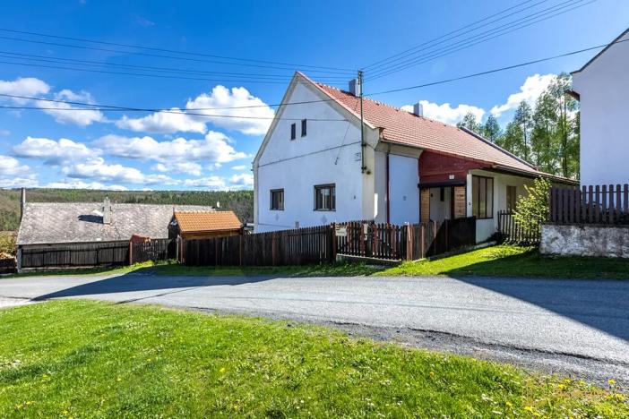 Prodej rodinného domu, Pavlíkov, 436 m2
