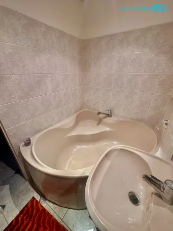 Prodej bytu 1+1, Sokolov, Gagarinova, 35 m2