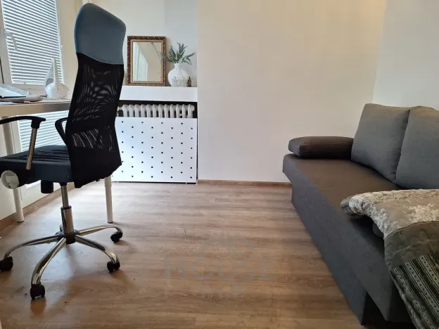 Pronájem bytu 4+kk, Praha - Vršovice, Kazašská, 92 m2