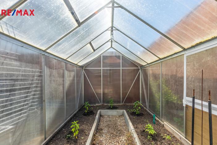 Prodej rodinného domu, Lom, Komenského, 300 m2