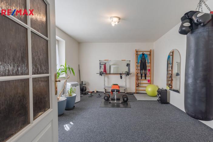 Prodej rodinného domu, Lom, Komenského, 300 m2