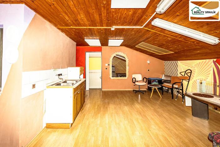 Prodej rodinného domu, Luby, Revoluční, 250 m2