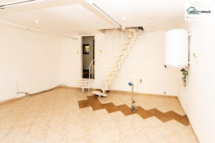 Prodej rodinného domu, Luby, Revoluční, 250 m2