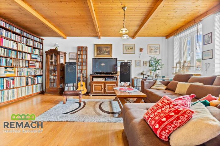 Prodej bytu 3+1, Hronov, Husova, 78 m2