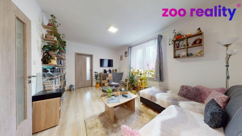 Prodej bytu 3+1, Volary, Sídl. Míru, 70 m2