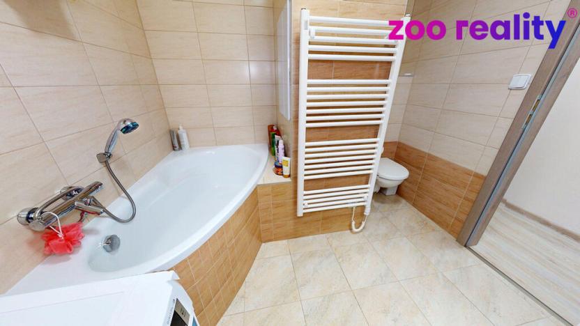 Prodej bytu 3+1, Volary, Sídl. Míru, 70 m2